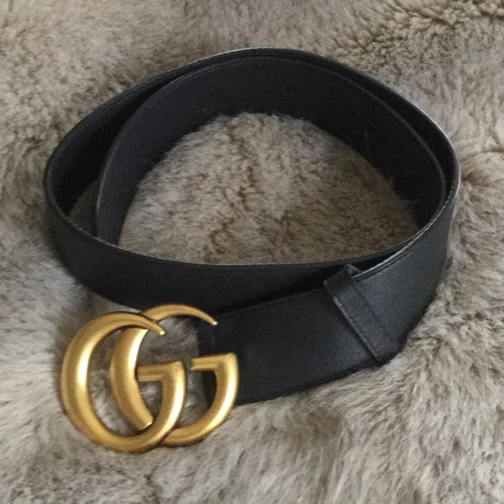Authentic gold Gucci belt size 75